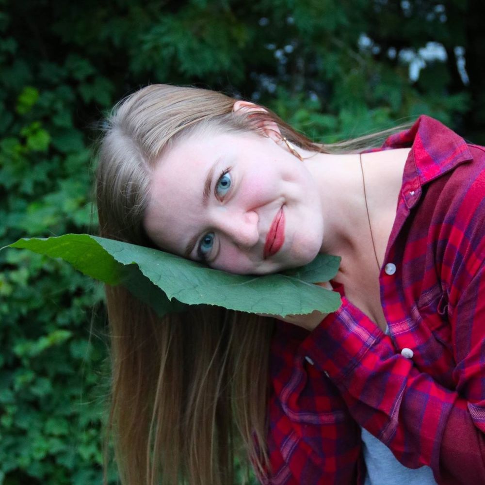 Meet your Posher, Becca